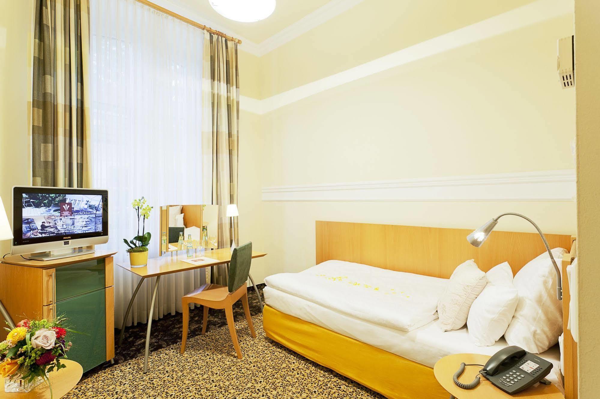 Classic Hotel Harmonie Cologne Luaran gambar
